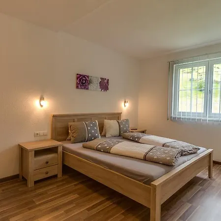 Florian Apartment *